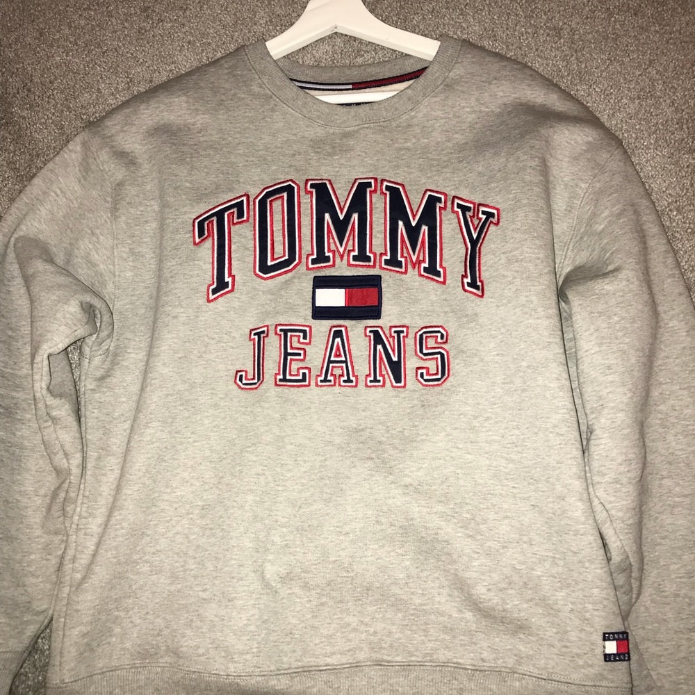 TOMMY JEANS CREWNECK